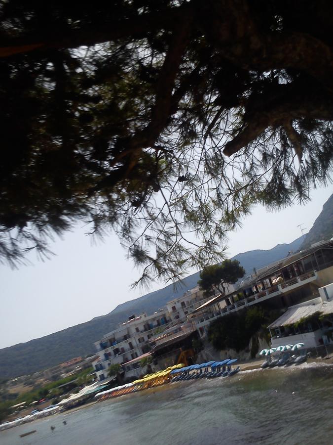 Отель Liberty II Agia Marina  Экстерьер фото